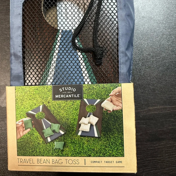 Travel Bean Bag Toss Game with Carrying bag - Picture 1 of 3